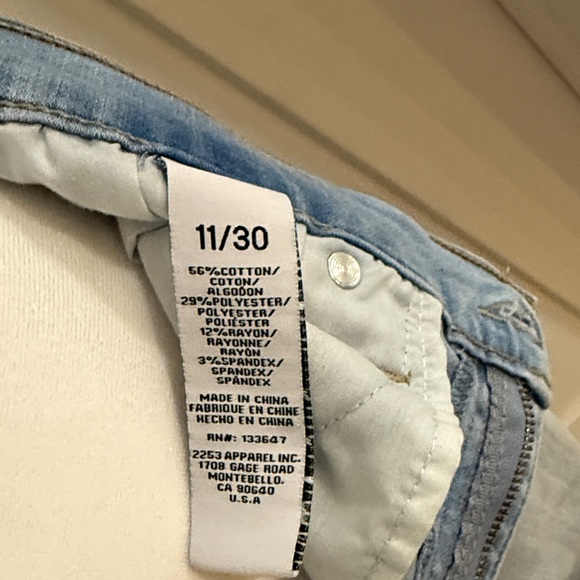 Celebrity Pink Women's Light Wash Skinny Jeans - Picture 9 of 10